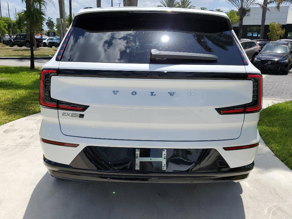 new 2025 Volvo EX90 car, priced at $86,190