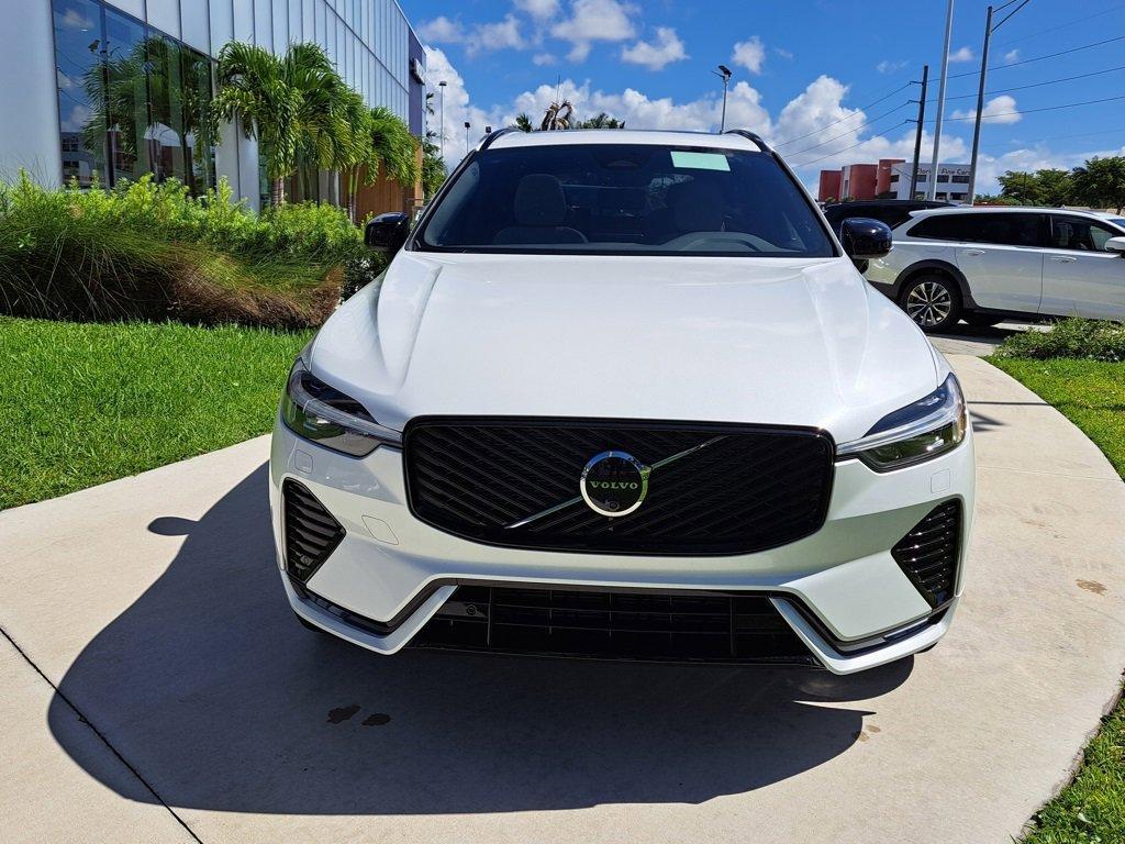 new 2026 Volvo XC60 car, priced at $57,985