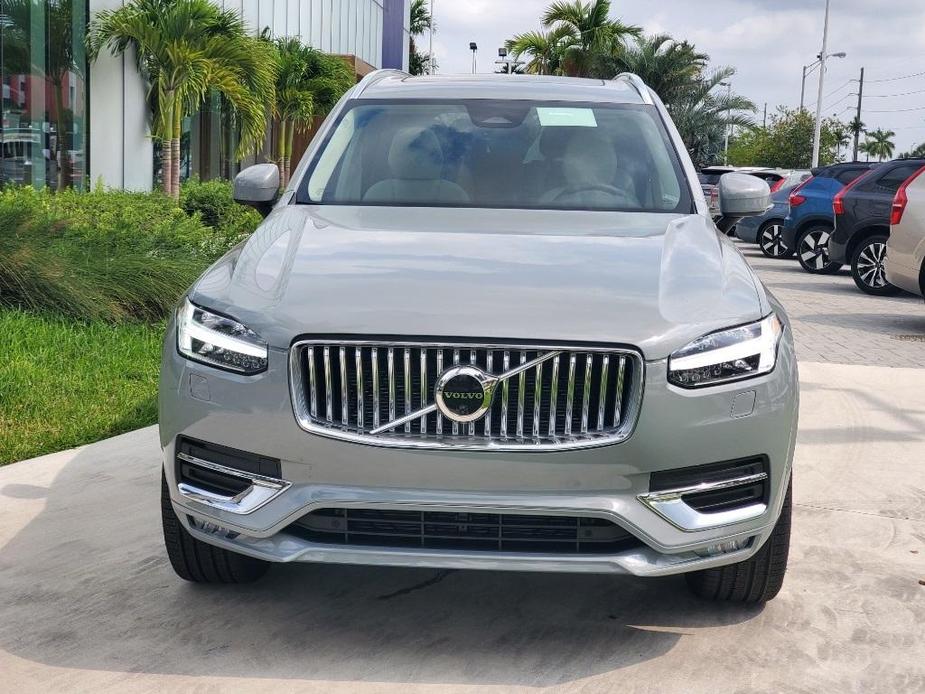 new 2025 Volvo XC90 car