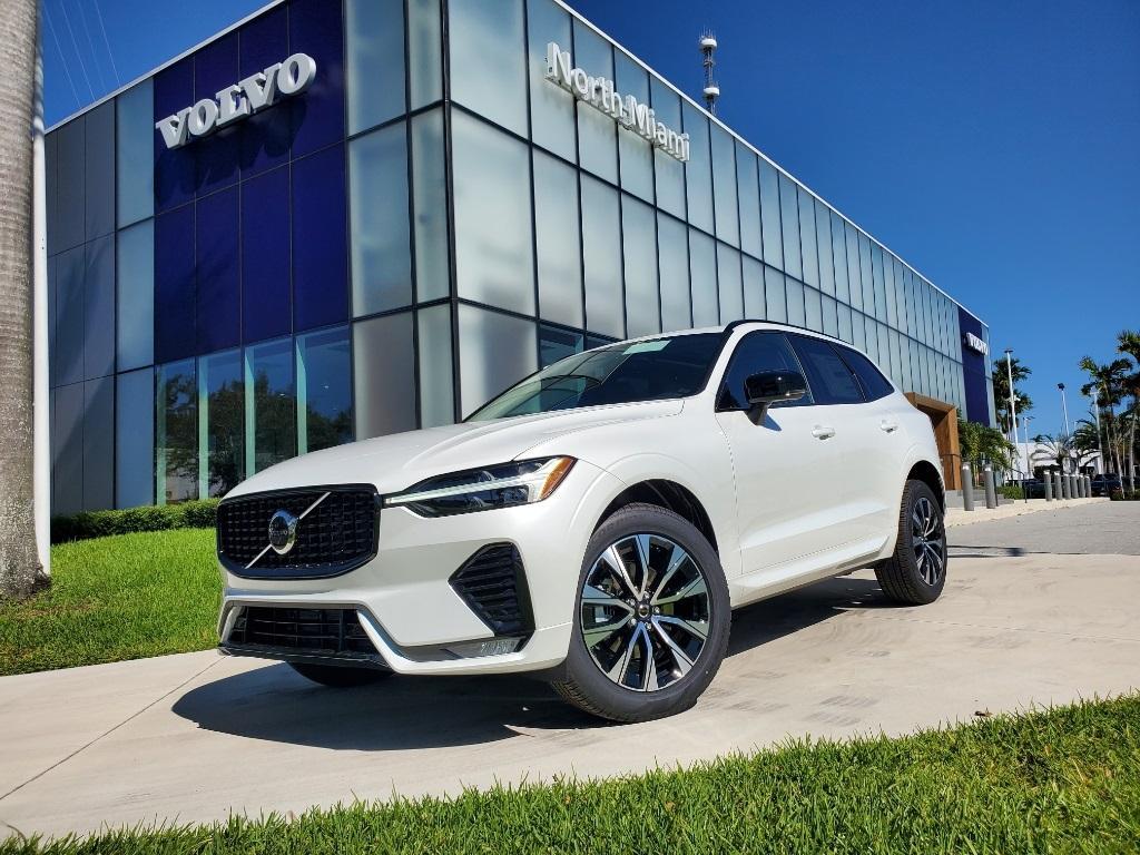 new 2025 Volvo XC60 car