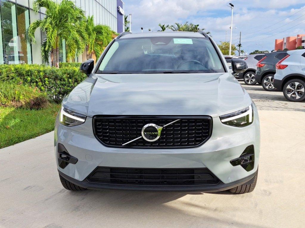 new 2026 Volvo XC40 car, priced at $45,300
