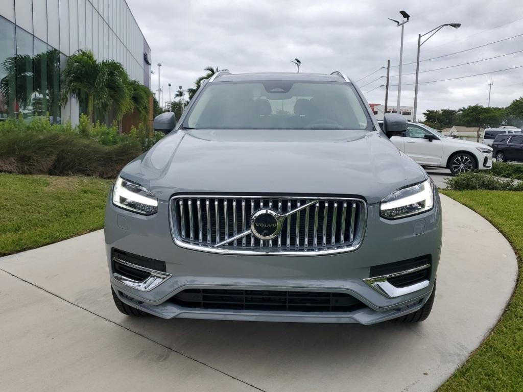 new 2025 Volvo XC90 car