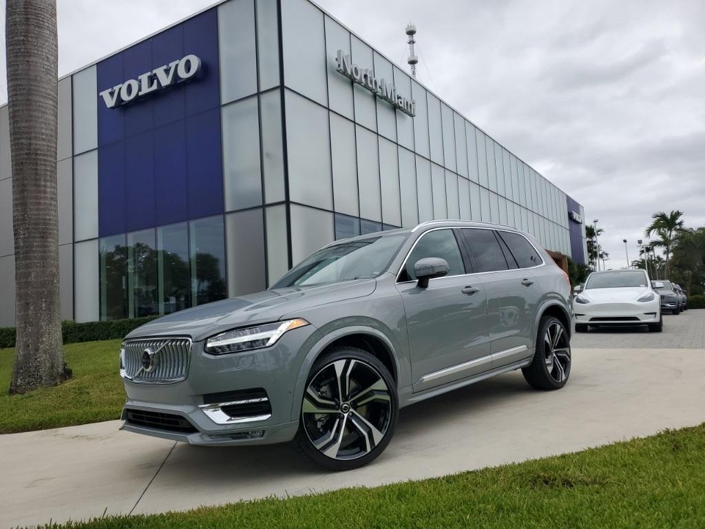 new 2025 Volvo XC90 car