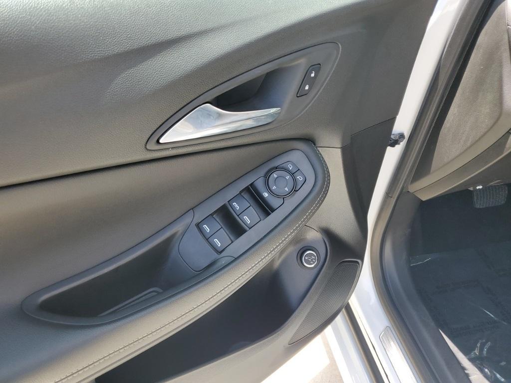 used 2022 Buick Encore GX car, priced at $17,500