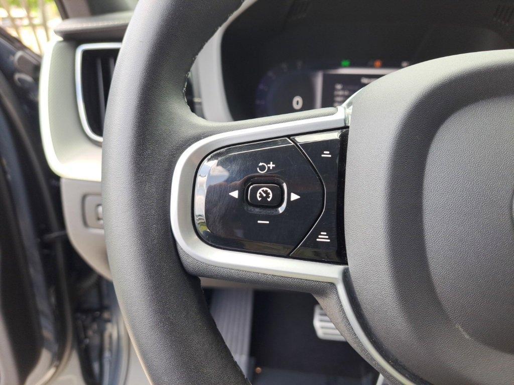 used 2022 Volvo XC60 Recharge Plug-In Hybrid car, priced at $36,000