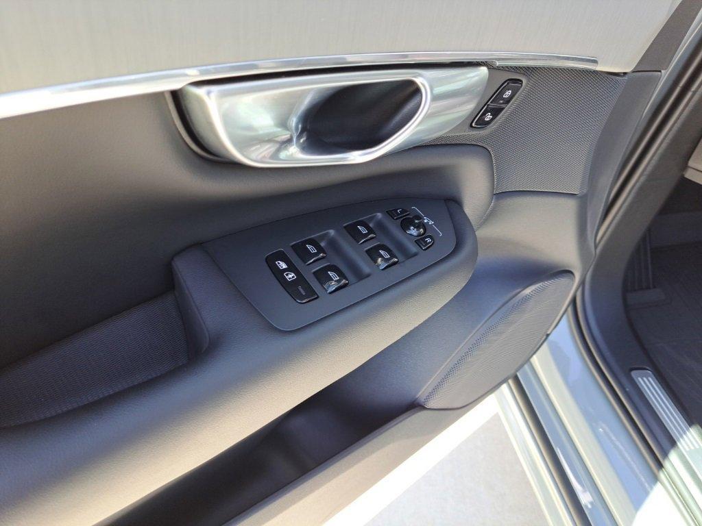 used 2024 Volvo XC90 car, priced at $40,000