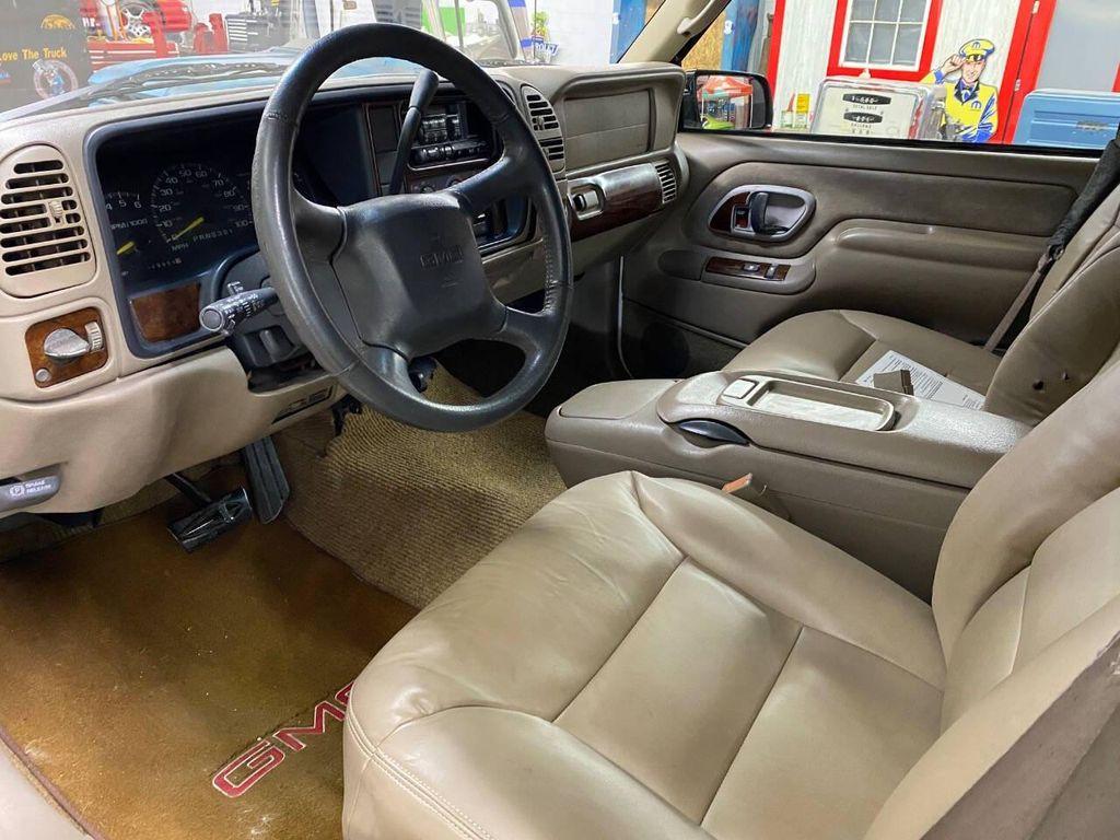 used 1999 GMC Suburban car, priced at $21,500