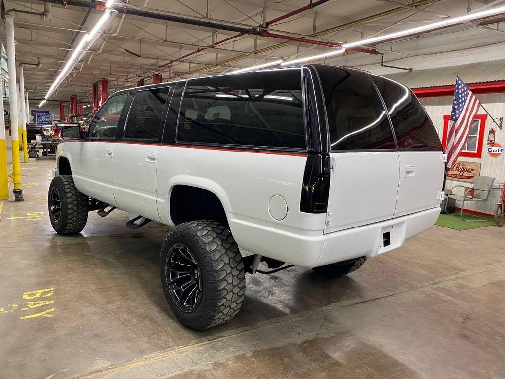used 1999 GMC Suburban car, priced at $21,500