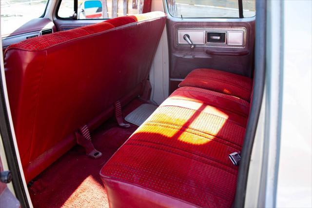 used 1980 GMC Suburban car, priced at $14,900