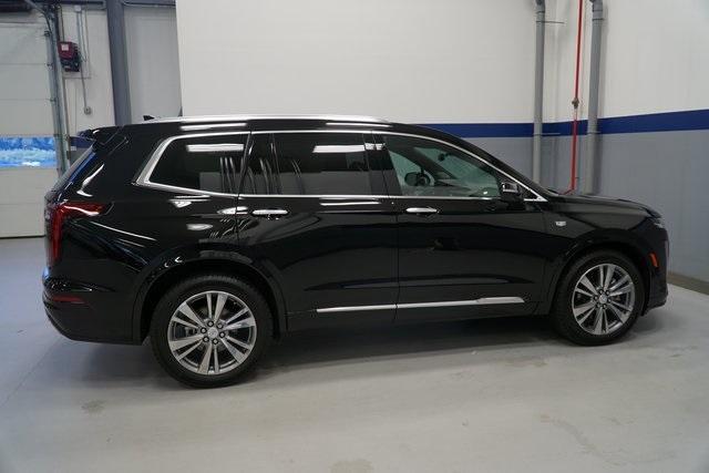 new 2025 Cadillac XT6 car, priced at $57,195