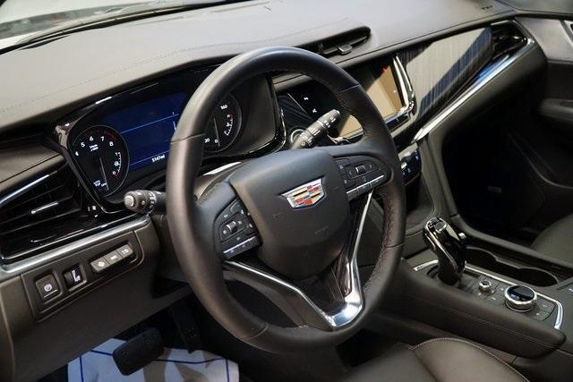 new 2025 Cadillac XT6 car, priced at $57,195