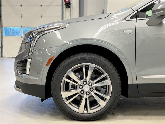 new 2024 Cadillac XT5 car, priced at $55,865