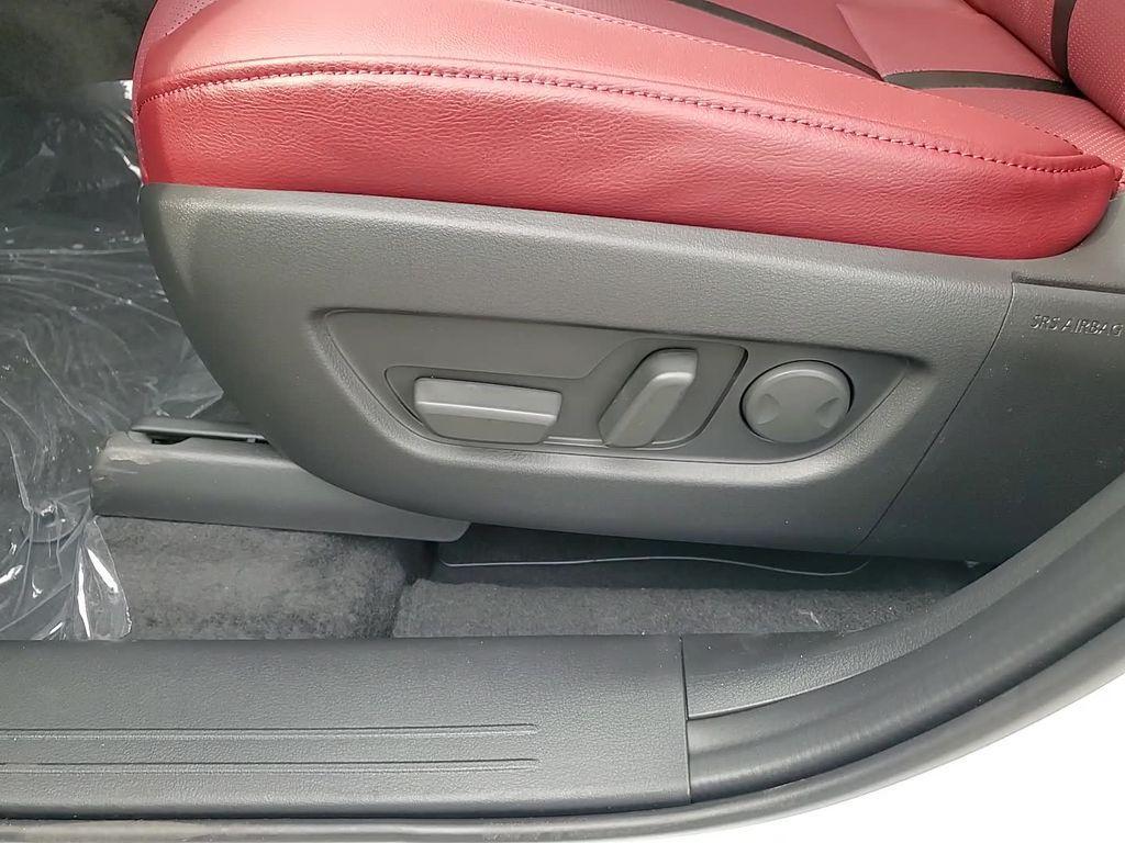 new 2025 Mazda CX-70 PHEV car, priced at $58,457