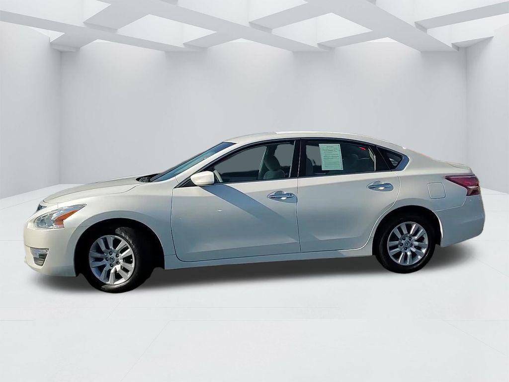 used 2013 Nissan Altima car, priced at $9,200