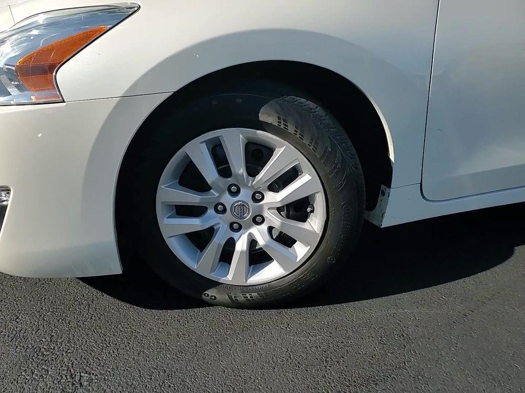 used 2013 Nissan Altima car, priced at $9,200