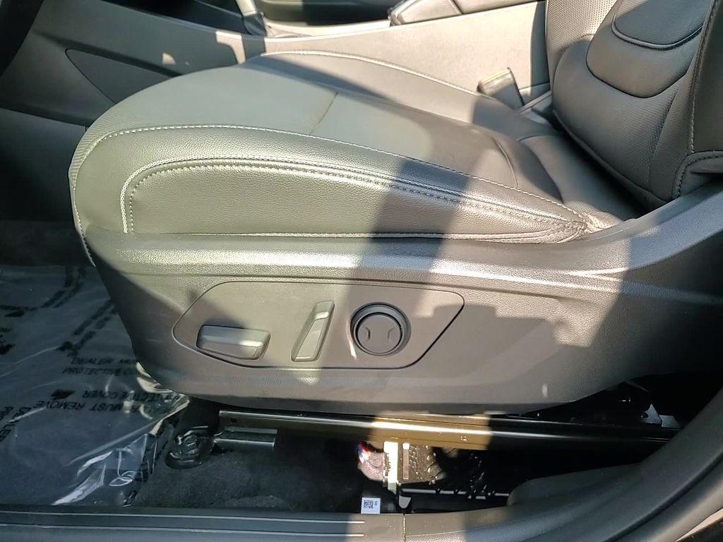 used 2024 Hyundai SANTA CRUZ car, priced at $33,300