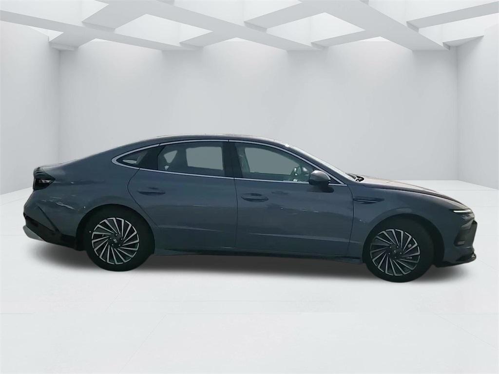 used 2024 Hyundai Sonata Hybrid car, priced at $35,000