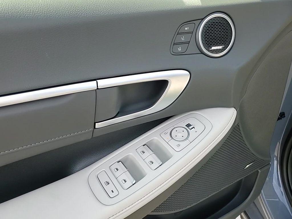 used 2024 Hyundai Sonata Hybrid car, priced at $33,400