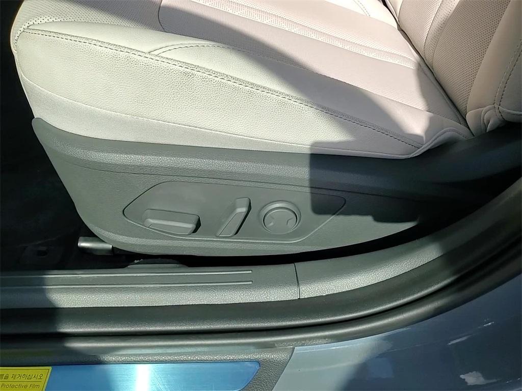used 2024 Hyundai Sonata Hybrid car, priced at $35,000