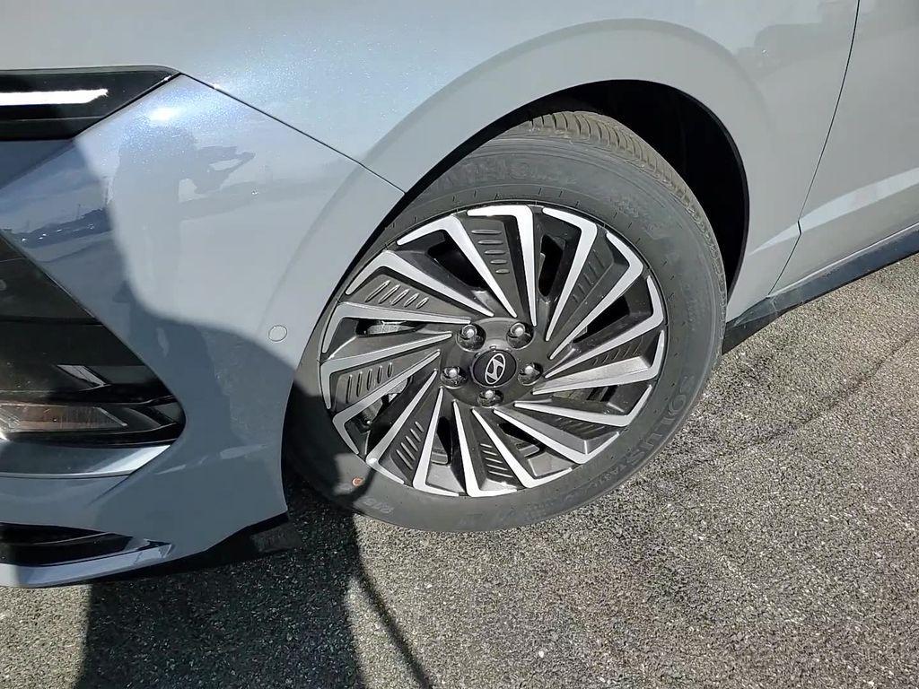 used 2024 Hyundai Sonata Hybrid car, priced at $33,400