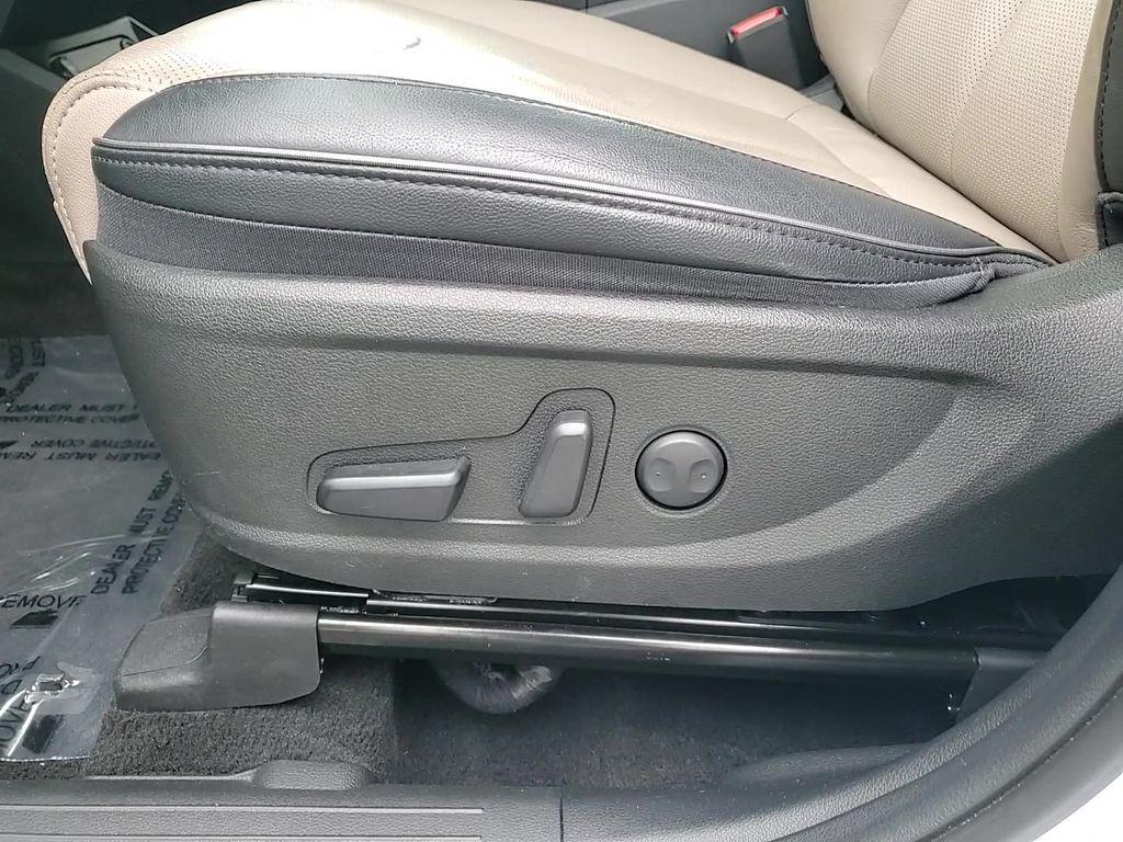 used 2022 Hyundai Santa Fe car, priced at $27,700