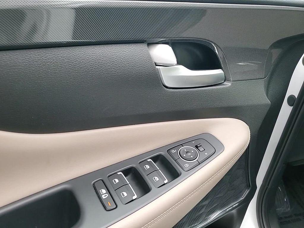 used 2022 Hyundai Santa Fe car, priced at $27,700