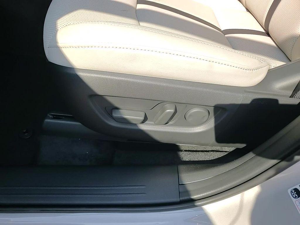 new 2025 Mazda CX-90 PHEV car, priced at $50,813