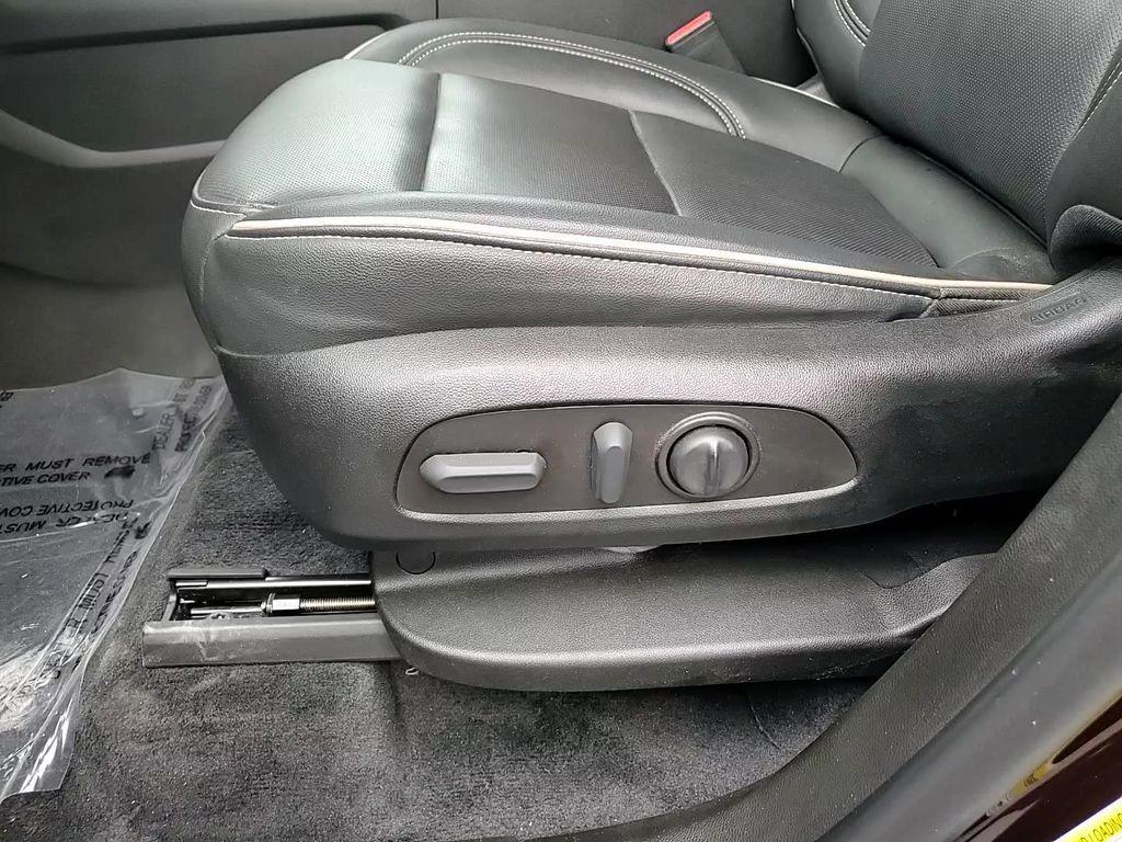used 2022 Chevrolet Traverse car, priced at $37,140