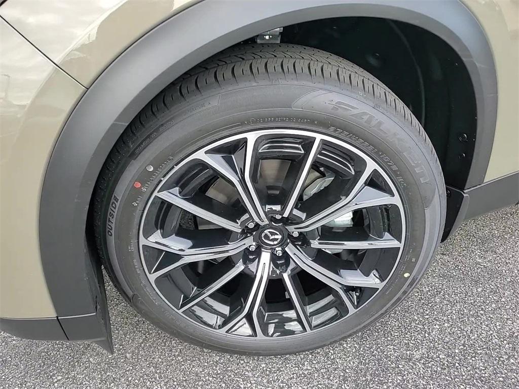 new 2025 Mazda CX-70 car, priced at $55,791