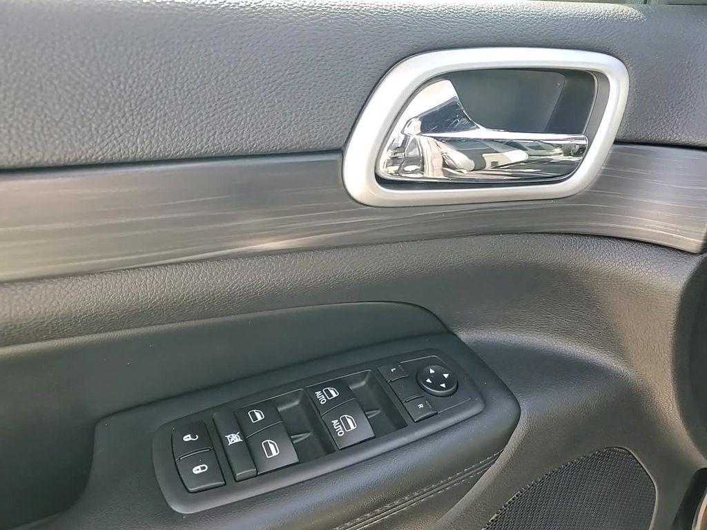 used 2019 Jeep Grand Cherokee car, priced at $18,600