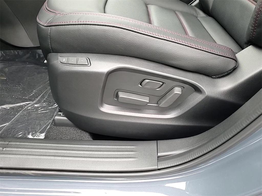 new 2025 Mazda CX-5 car, priced at $33,923