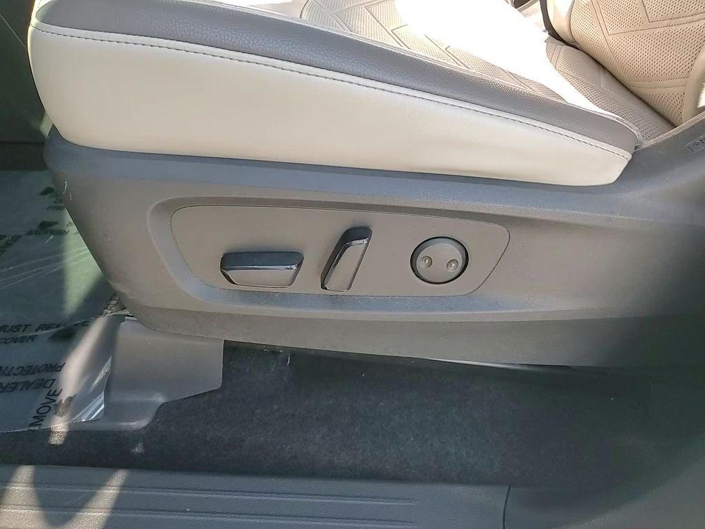 used 2022 Nissan Pathfinder car, priced at $33,700