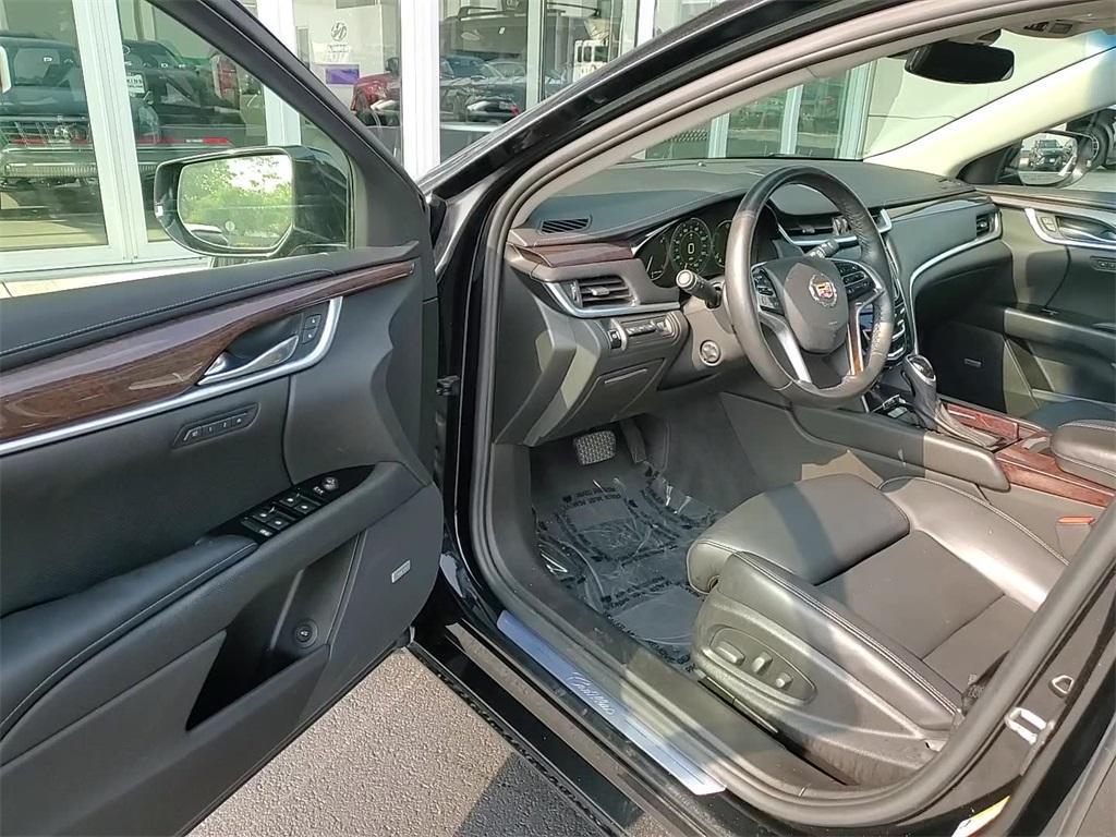 used 2015 Cadillac XTS car, priced at $18,900
