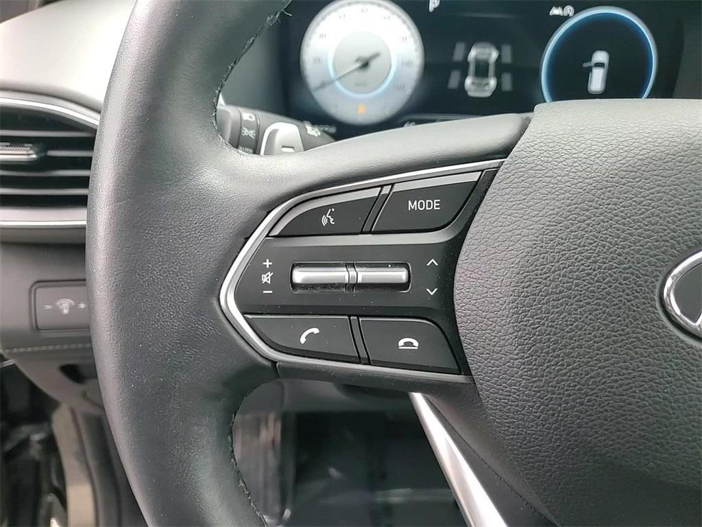 used 2022 Hyundai Santa Fe car, priced at $32,000