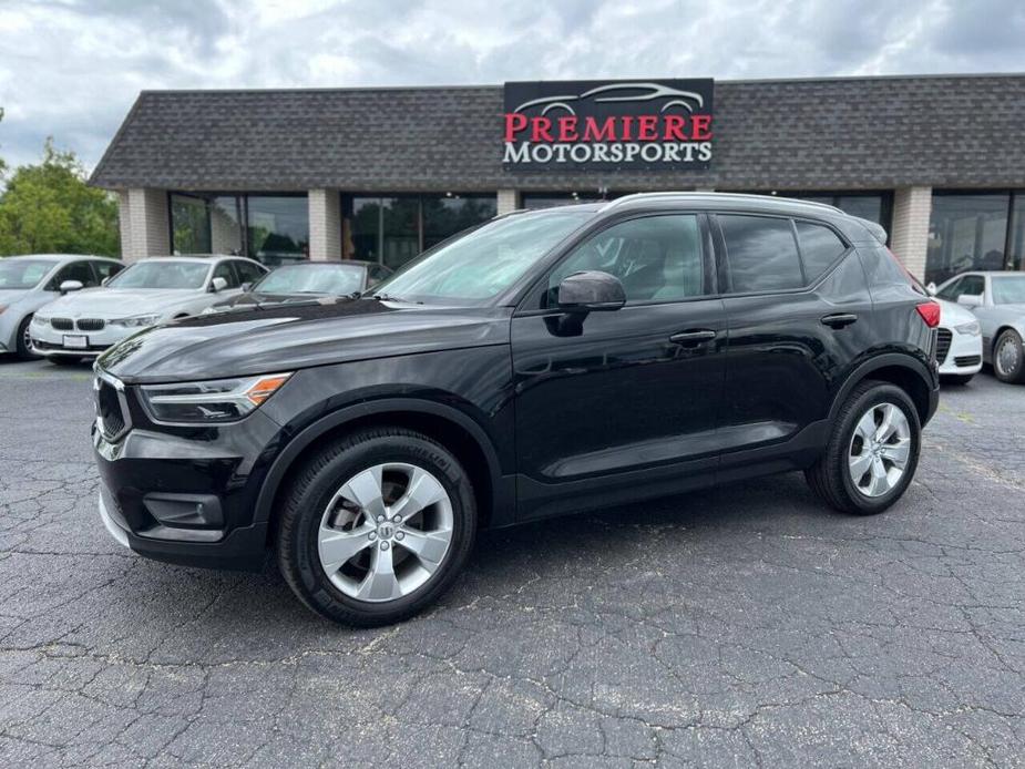 used 2022 Volvo XC40 car, priced at $24,390