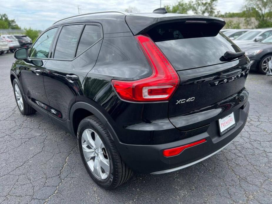 used 2022 Volvo XC40 car, priced at $24,390