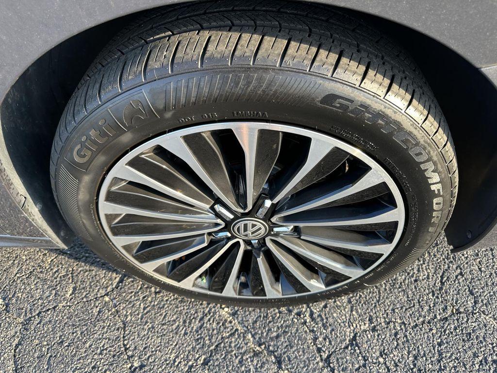 used 2022 Volkswagen Passat car, priced at $23,987