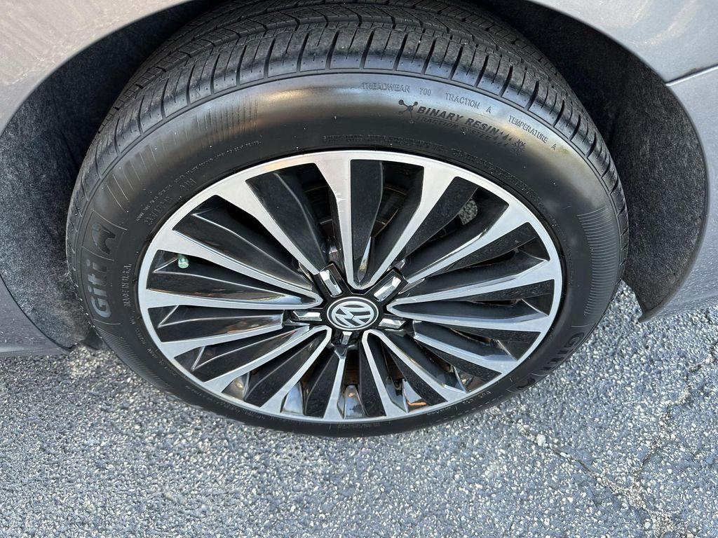 used 2022 Volkswagen Passat car, priced at $23,987