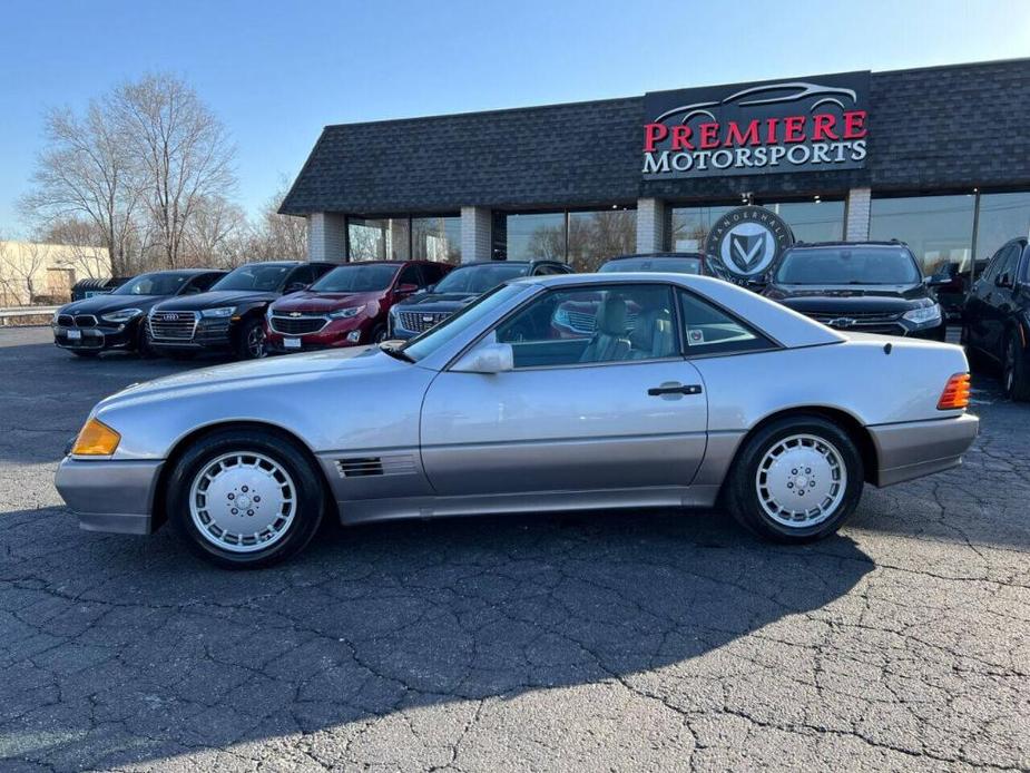 used 1990 Mercedes-Benz E-Class car, priced at $8,890