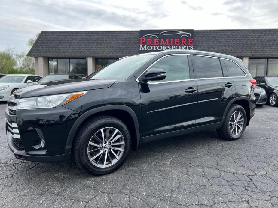 used 2019 Toyota Highlander car, priced at $24,890