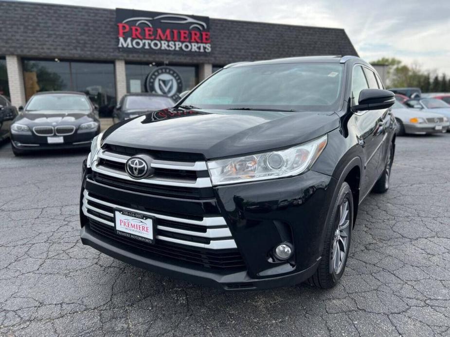 used 2019 Toyota Highlander car, priced at $24,890