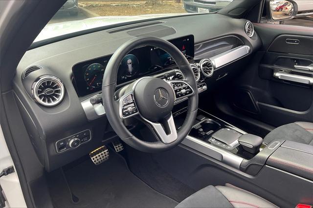 used 2022 Mercedes-Benz GLB 250 car, priced at $32,394