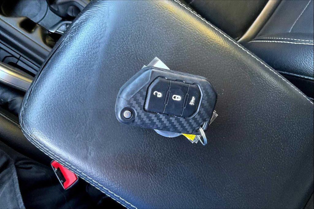 used 2019 Jeep Wrangler Unlimited car, priced at $25,995