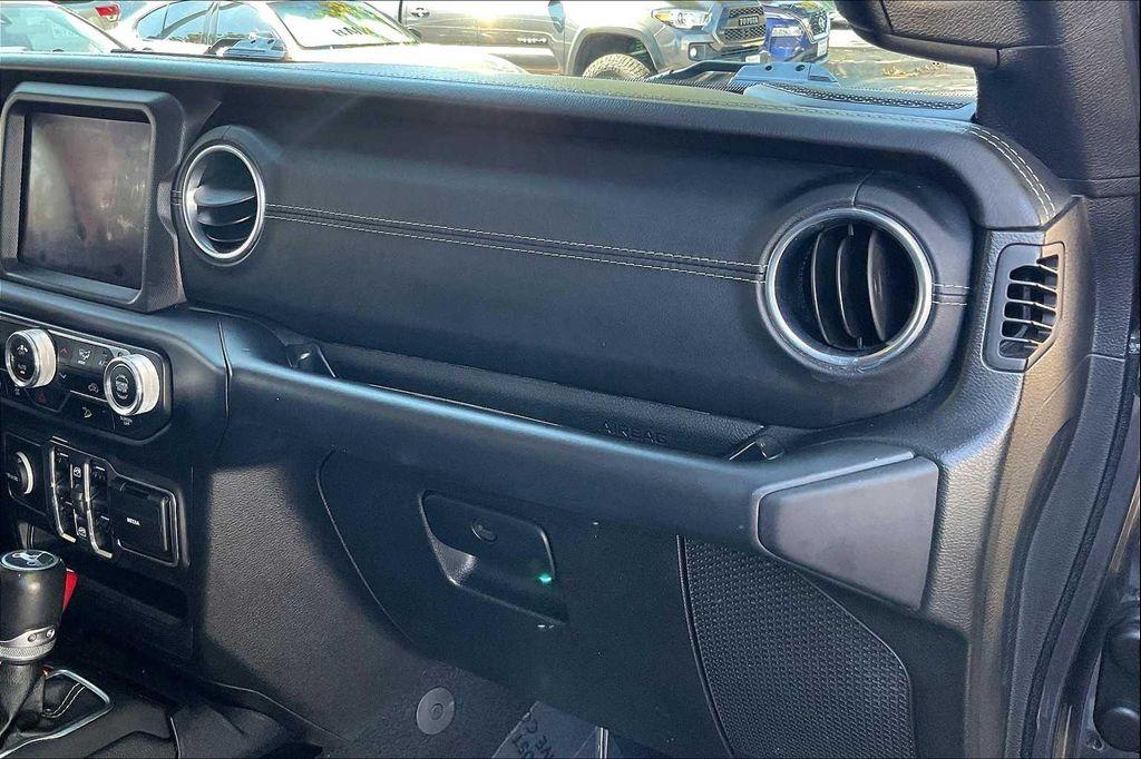 used 2019 Jeep Wrangler Unlimited car, priced at $25,995