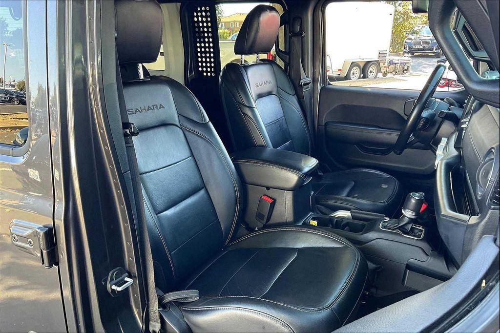 used 2019 Jeep Wrangler Unlimited car, priced at $25,995