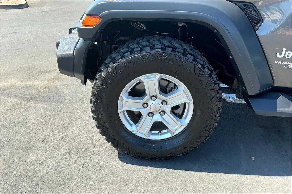 used 2020 Jeep Wrangler Unlimited car, priced at $26,727
