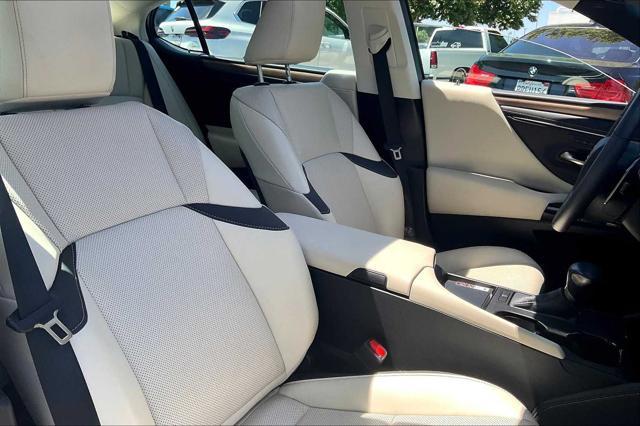 used 2024 Lexus ES 350 car, priced at $42,992