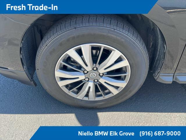 used 2020 Nissan Pathfinder car, priced at $21,991