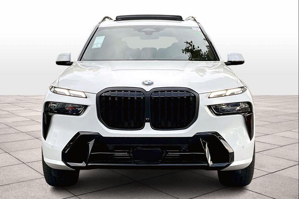 new 2026 BMW X7 car, priced at $96,675