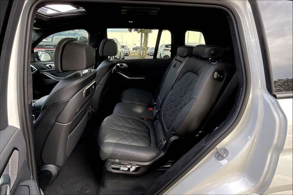 new 2026 BMW X7 car, priced at $96,675